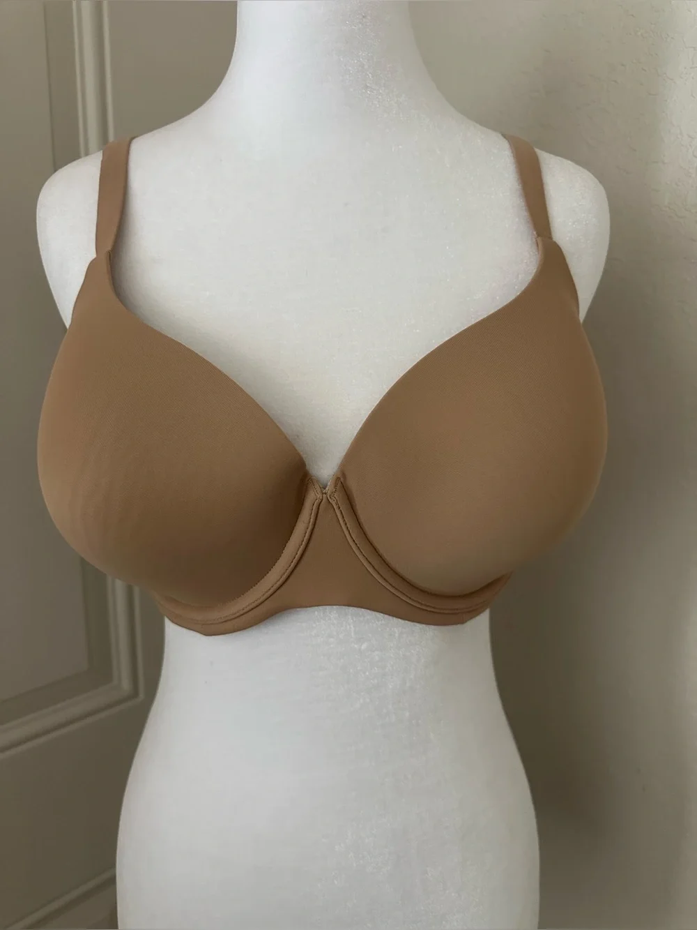 Ambrielle Smooth Molded Underwire Bra in Caramel women size 36d
